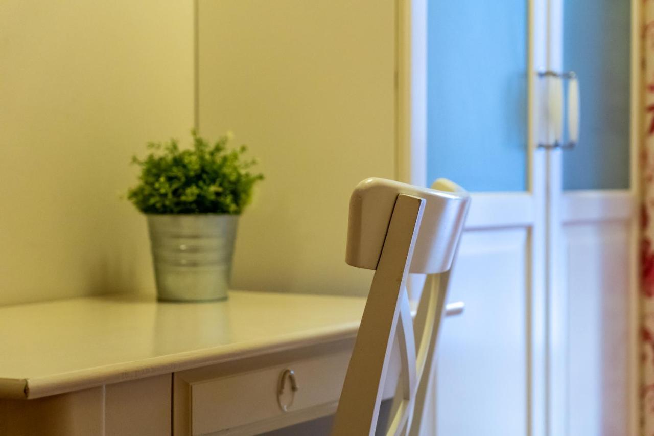 Hostal Matheu Madrid Exteriér fotografie