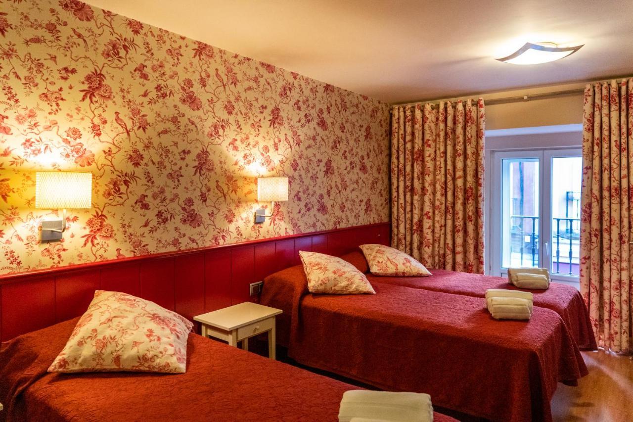 Hostal Matheu Madrid Exteriér fotografie