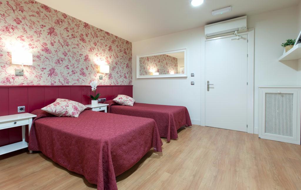 Hostal Matheu Madrid Pokoj fotografie