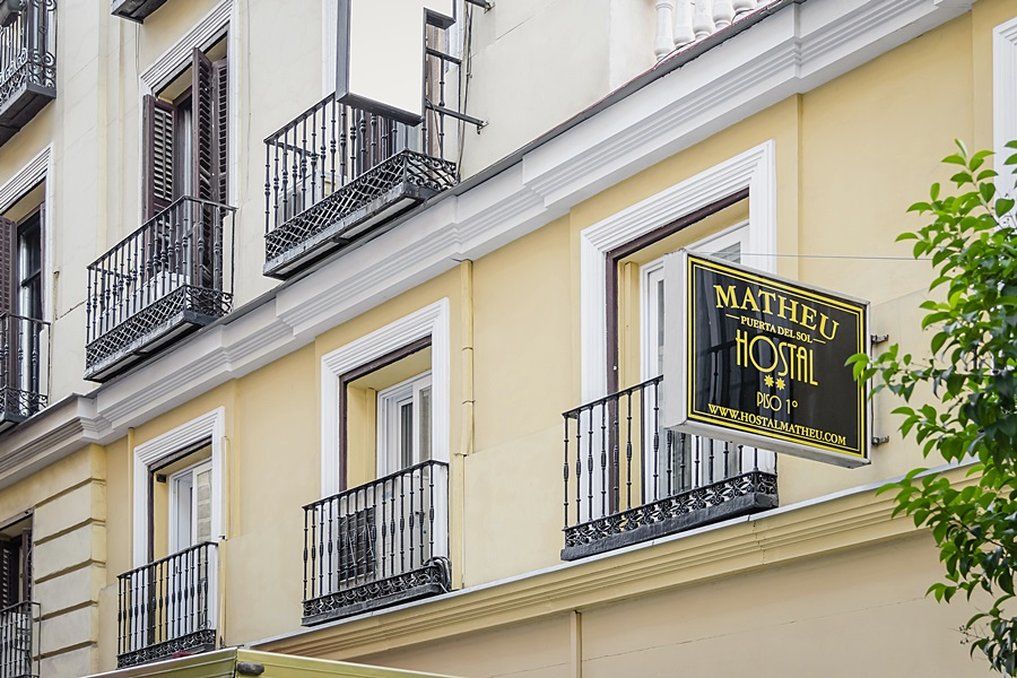 Hostal Matheu Madrid Exteriér fotografie